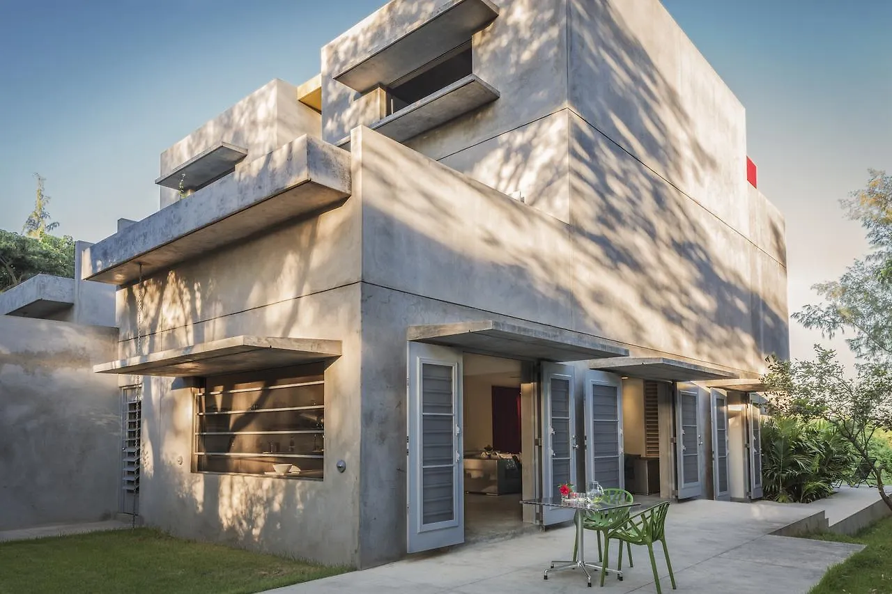 Отель Hix Island House Вьекес 3*,  Пуэрто-Рико