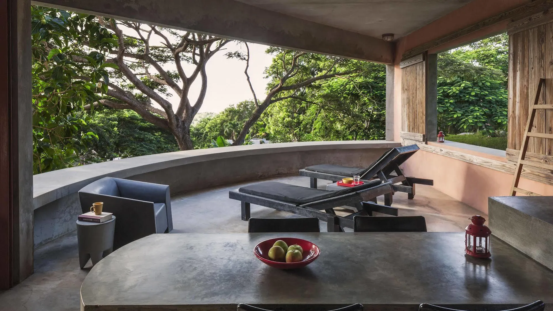 Отель Hix Island House Вьекес 3*,